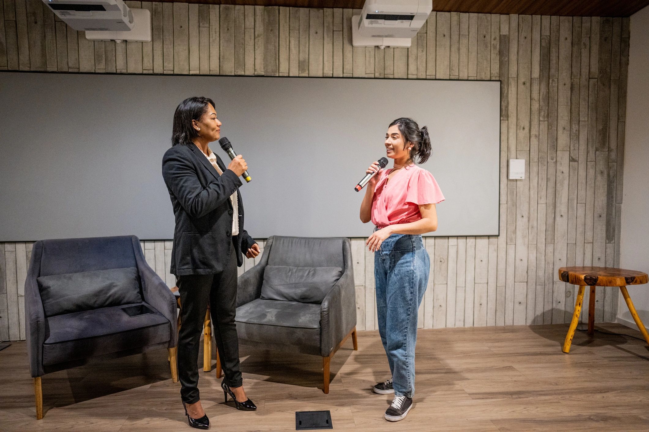 Editorial interview with a guest speaker